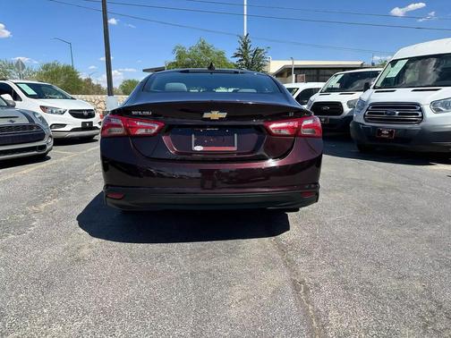 2021 Chevrolet Malibu FWD LT