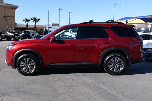 2022 Nissan Pathfinder SV 2WD