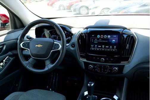 2018 Chevrolet Traverse LT Cloth