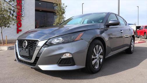 2022 Nissan Altima S FWD