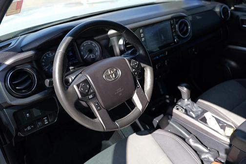 2021 Toyota Tacoma TRD Sport