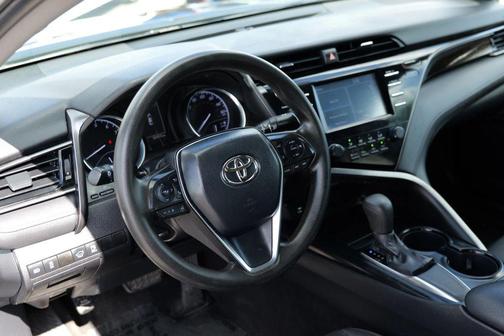 2019 Toyota Camry XLE