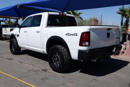 Bright White Clearcoat 2019 RAM 1500 Classic Warlock Crew Cab 4x4 5'7' Box