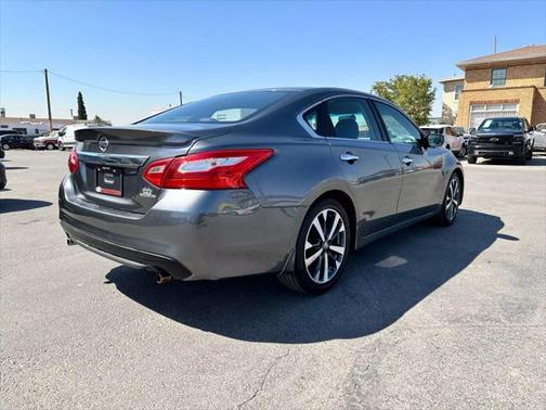 2016 Nissan Altima 2.5 SR
