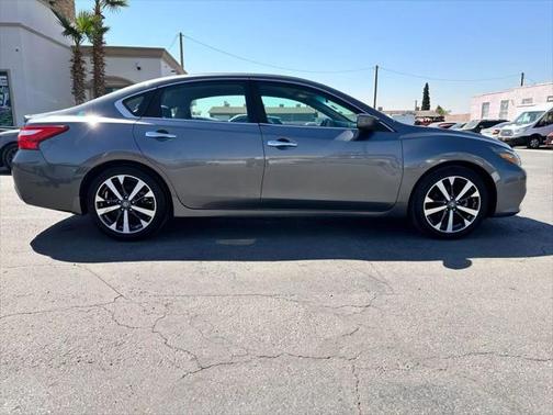 2016 Nissan Altima 2.5 SR