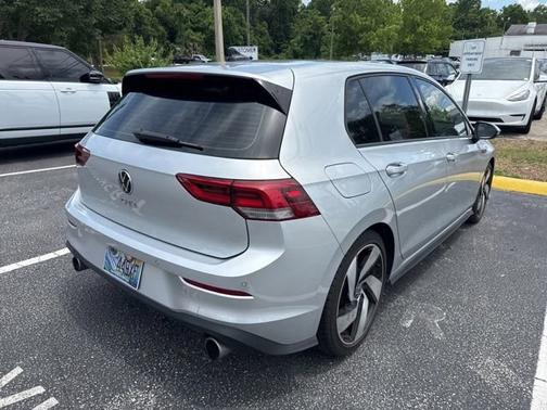 Reflex Silver Metallic 2024 Volkswagen Golf GTI S