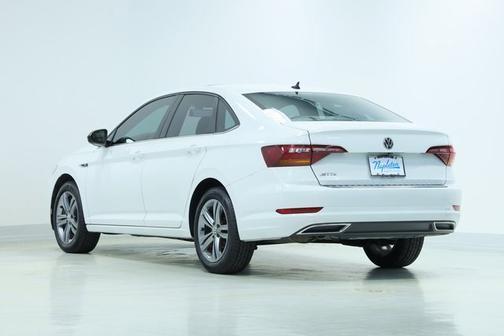 2019 Volkswagen Jetta R-Line