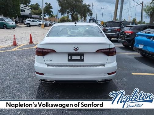 2019 Volkswagen Jetta R-Line
