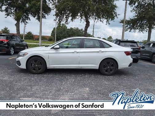 2024 Volkswagen Jetta SE