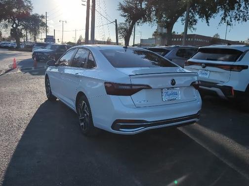 2023 Volkswagen Jetta SEL