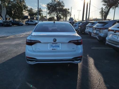 2023 Volkswagen Jetta SEL
