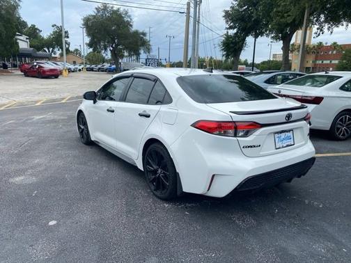 Super White 2021 Toyota Corolla SE