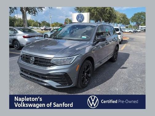 2023 Volkswagen Tiguan SE R-Line Black