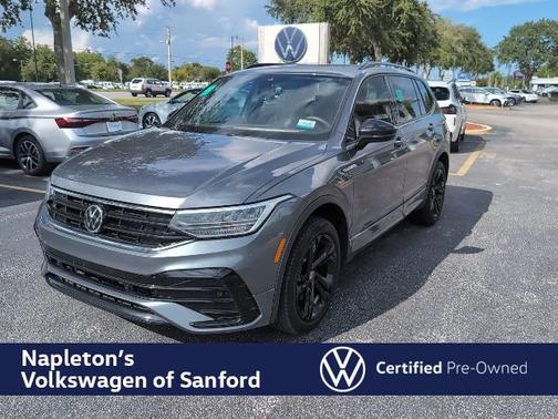 2023 Volkswagen Tiguan SE R-Line Black
