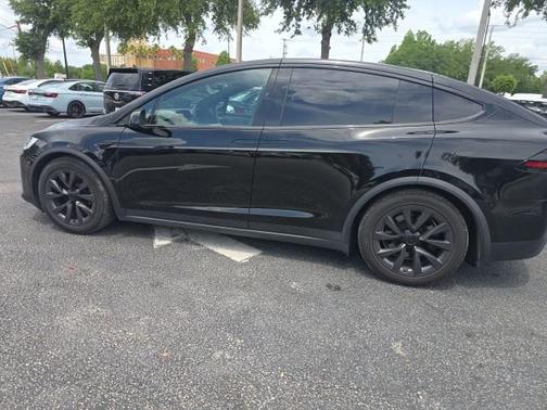 Black 2024 Tesla Model X Base