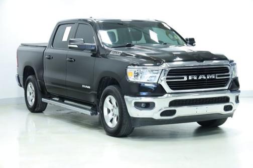Diamond Black Crystal Pearlcoat 2021 RAM 1500 Big Horn