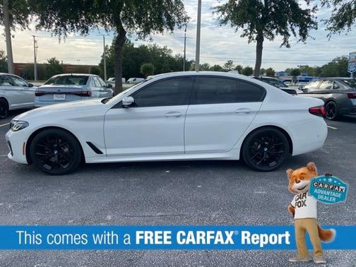 Alpine White 2022 BMW 530 530i