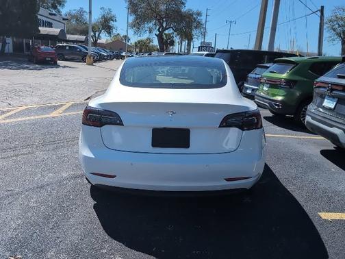 2019 Tesla Model 3 Standard Range Plus
