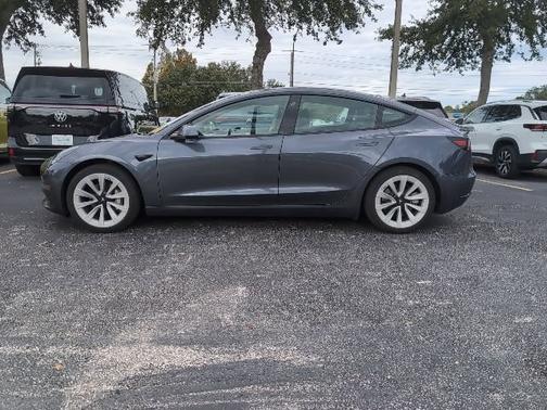 2022 Tesla Model 3 Base