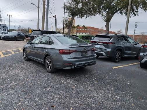 2022 Volkswagen Jetta SE