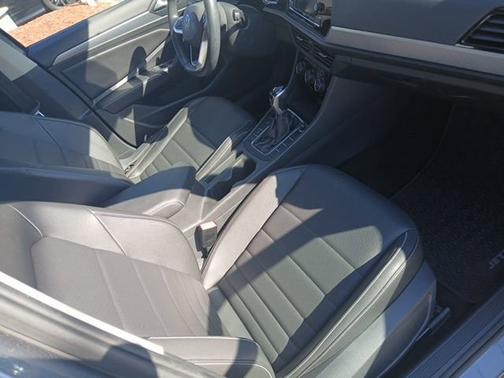 2022 Volkswagen Jetta SE