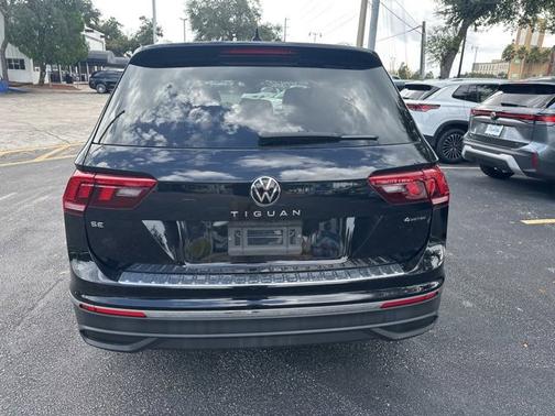 2022 Volkswagen Tiguan SE