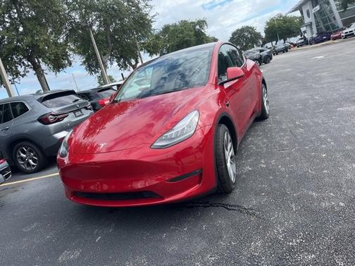 2023 Tesla Model Y Long Range