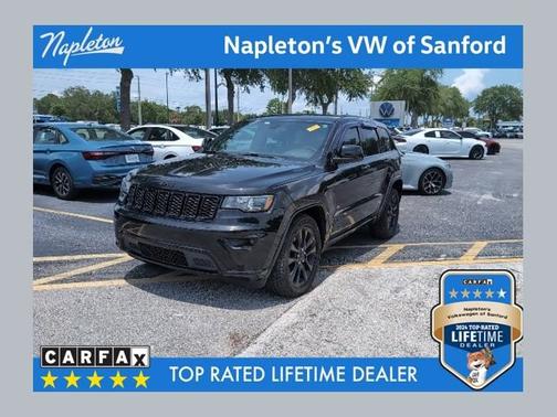 Diamond Black Crystal Pearlcoat 2018 Jeep Grand Cherokee Altitude