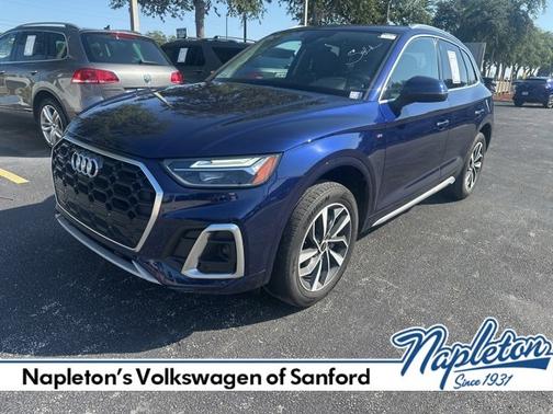 2022 Audi Q5 S line Premium Plus