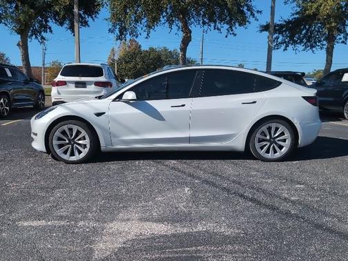 2022 Tesla Model 3 Base