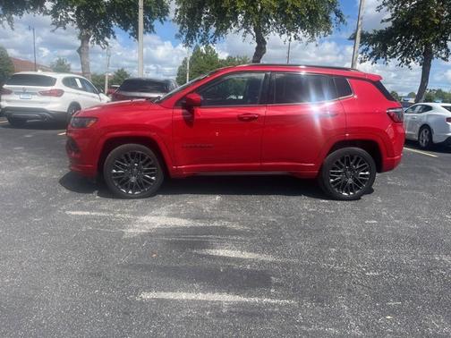 2023 Jeep Compass (RED) Edition