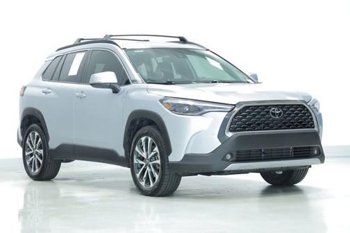 2022 Toyota Corolla Cross XLE