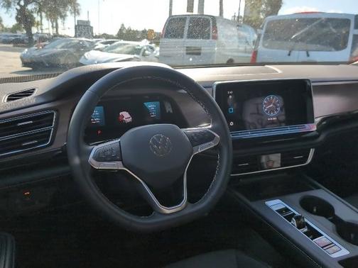 2024 Volkswagen Atlas 2.0T SE