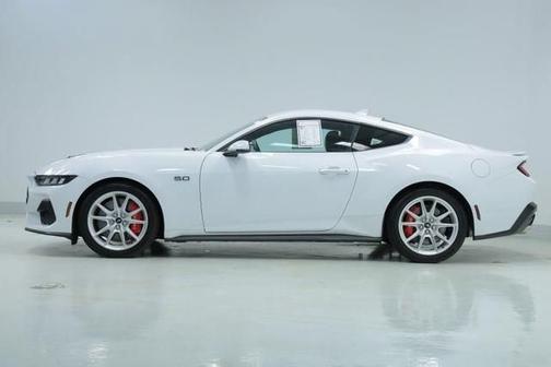 Oxford White 2024 Ford Mustang GT Premium