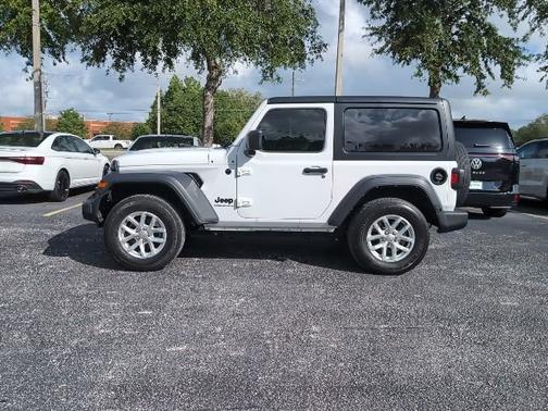 Bright White Clearcoat 2023 Jeep Wrangler Sport S