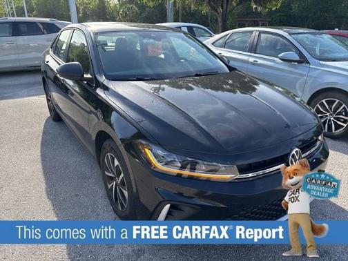 Deep Black Pearl 2025 Volkswagen Jetta S