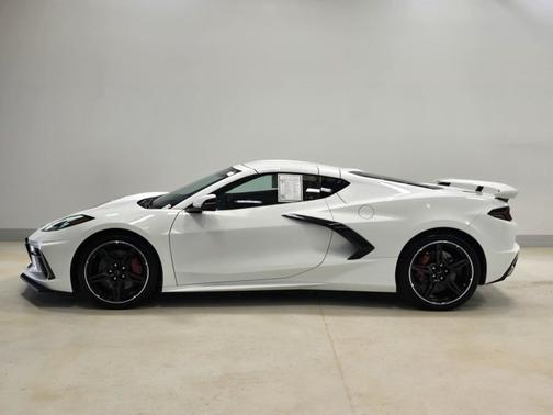 Arctic White 2025 Chevrolet Corvette 3LT