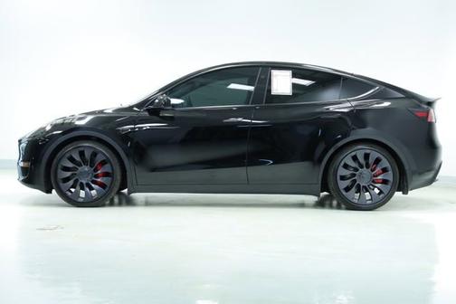 2024 Tesla Model Y Performance