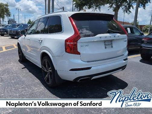 2017 Volvo XC90 T6 R-Design
