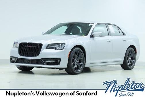 2022 Chrysler 300 S
