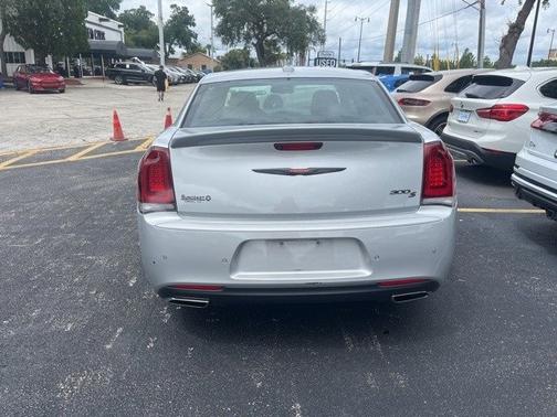 2022 Chrysler 300 S