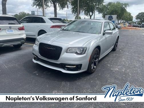 2022 Chrysler 300 S