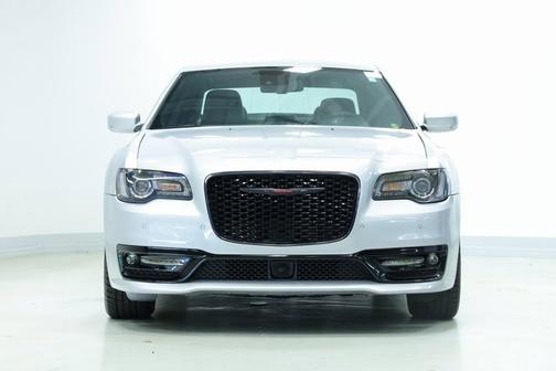 2022 Chrysler 300 S