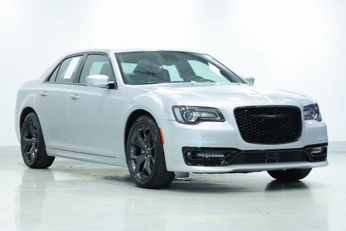 2022 Chrysler 300 S