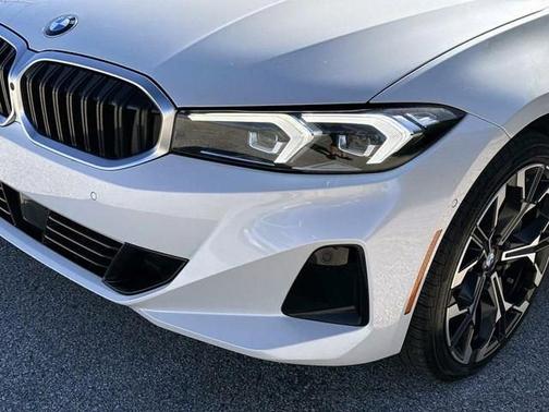 White Metallic 2025 BMW 330 330i