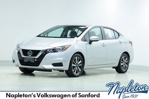 2022 Nissan Versa SV