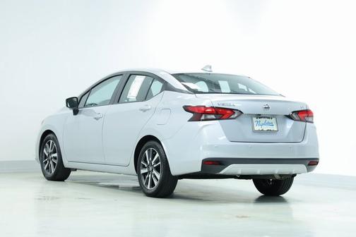 2022 Nissan Versa SV
