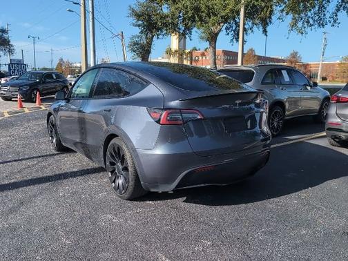 2023 Tesla Model Y Performance