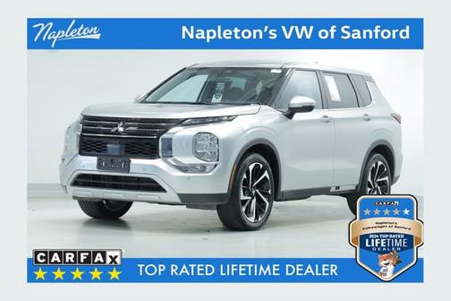 2023 Mitsubishi Outlander SE