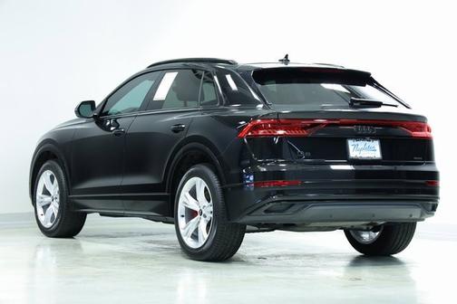 2022 Audi Q8 Premium Plus